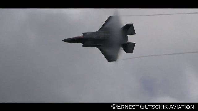 AERO Gatineau-Ottawa 2019 | USAF F-35 Lightning II Demo Team смотреть онлайн
