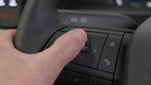 Volvo Trucks - Test drive of the Volvo FH & FH16 (some features and how to use them) смотреть онлайн