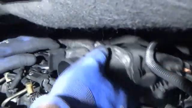 Cómo cambiar aceite de motor y filtros, aíre, gasoil y polen CITROËN C4 PICASSO 1.6 HDI (9HZ) Parte смотреть онлайн