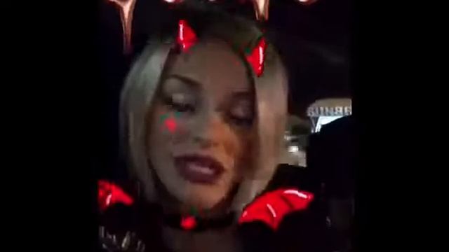 Обращение дамы к Девушкам.СОСАТЬ нужно от души. смотреть онлайн