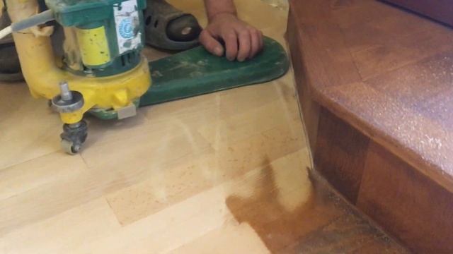 Циклевка паркета машиной Flip смотреть онлайн