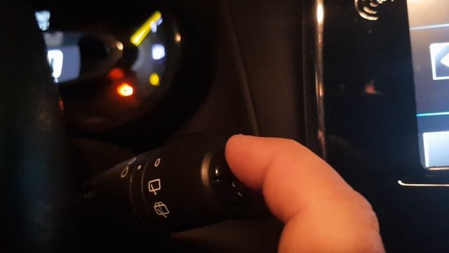 Renault Clio IV quitar mensaje mantenimiento/revisión смотреть онлайн