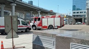 Пожарные с сиренами и без