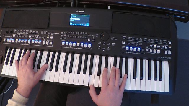 YAMAHA PSR-SX600 - Best Brass, Choir, Organs & Strings смотреть онлайн