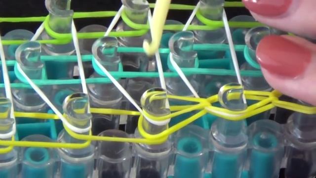 Видео плетение из резинок: Браслет в три ряда смотреть онлайн