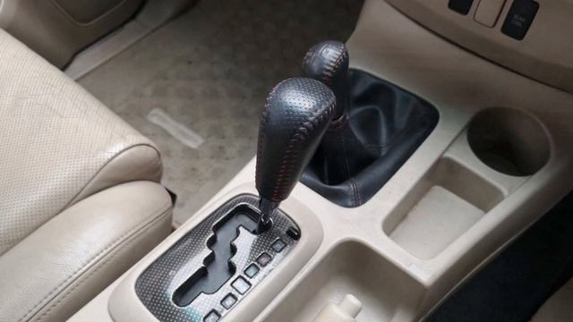 Toyota Fortuner ปี 2008 ตัวท๊อปสุด 3.0 ดีเซล ออโต้ ชุดแต่งรอบคัน TRD ที่กฤษฎากู๊ดคาร์