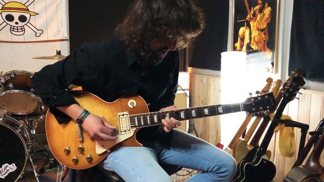 Trying to get the “Beano” sound with Gibson Les Paul (Rewind Pickups ) and Marshall Jtm45 смотреть онлайн