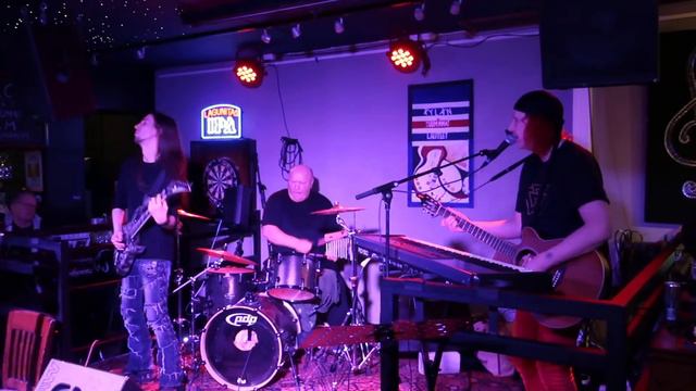 Kärtsy 4 Sale - The Beginning Song (Live Lahti 12.3.2022) смотреть онлайн