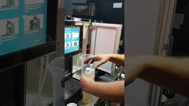 чистка Кофемашины Макдоналдс смотреть онлайн