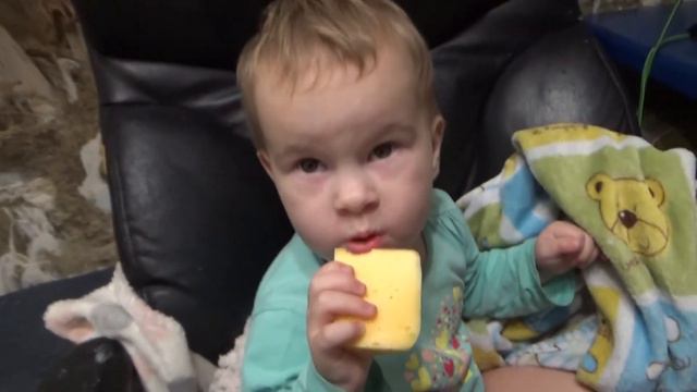 Цены в магазине возле дома / Купили 5 кг форели / Впервые жарю семечки смотреть онлайн