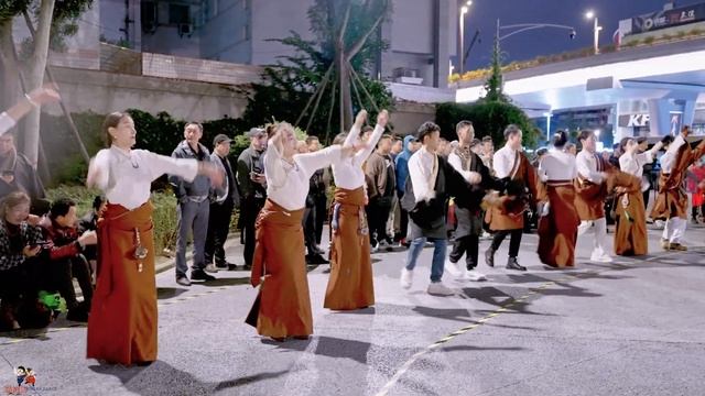 《传承纳仓风韵》雍吉登孜轻快动感的舞姿！ смотреть онлайн