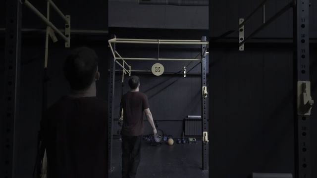 Подтягивание на одной руке +18,5 кг. 4 (5) подтягиваний на одной руке +10 кг. Стритлифтинг смотреть онлайн