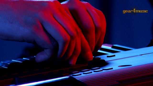 Yamaha Portatone PSR-EW400 Digital Piano (Performance) смотреть онлайн
