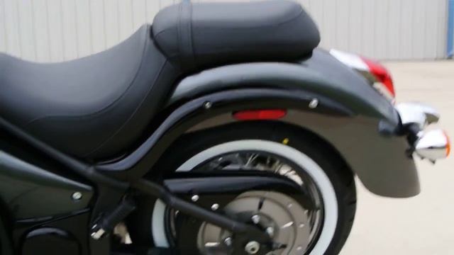Mainland's Overview and Review: 2012 Kawasaki Vulcan 900 Classic Pearl Meteor Gray and Polar White смотреть онлайн