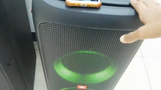JBL Partybox 310 INSANE BASS TEST ON 60% VOLUME ? смотреть онлайн
