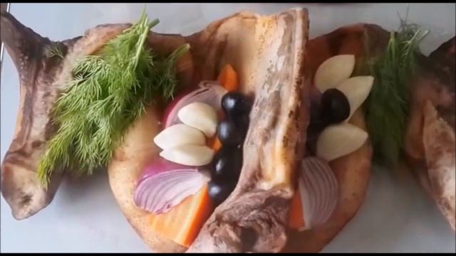 Готовим лосиную губу. точнее - смотрим как готовят...)))))) смотреть онлайн