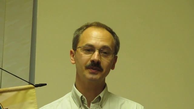 Английский в Киеве: Toastmasters Ukraine English Speaking Club, Kiev 2014: Yuri: Speech At Stage