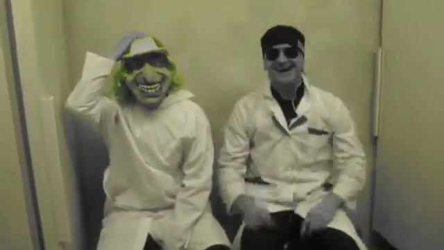 смешно - быстрая походка смотреть онлайн