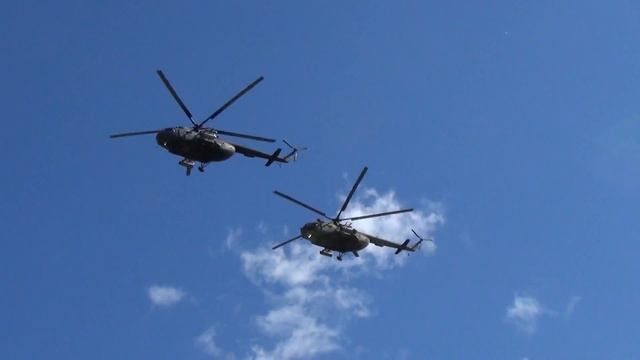 Проход двойкой Ми-8-х (RF-23172 и RF-23182) смотреть онлайн