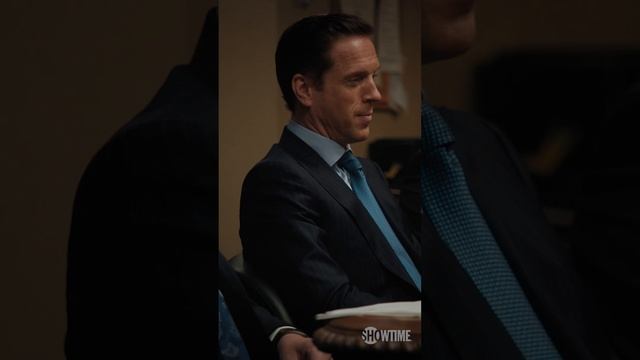 Axe tears up a check in Chuck’s face. #billions #shorts смотреть онлайн