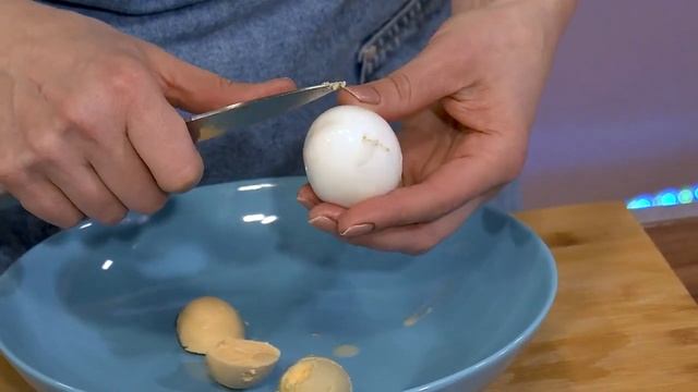 Закуска из яиц с рыбой. ВОСТОРГ, А НЕ РЕЦЕПТ! | KulinarTV смотреть онлайн