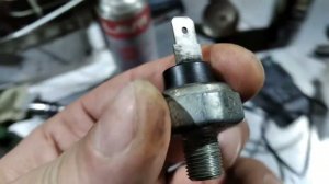 Замена датчика давления масла Subaru Forester SH 2,0 EJ 204