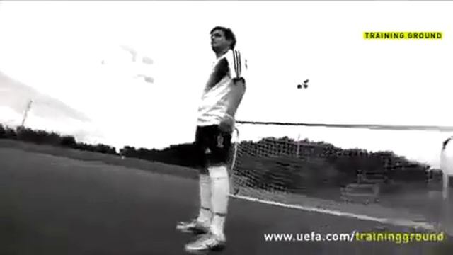 Обучение крутому финту (ОБУЧЕНИЕ от uefa trainig ground) freestyle смотреть онлайн