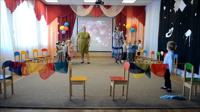 Маму поздравляют малыши смотреть онлайн