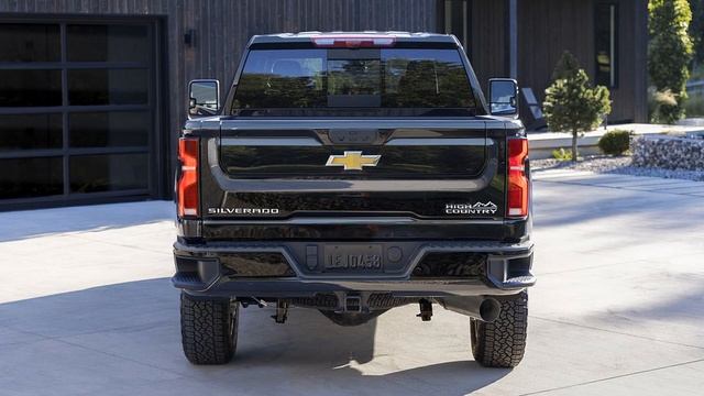 New Chevrolet Silverado HD 2024 Rivals of Ford Super Duty and Ram HD смотреть онлайн