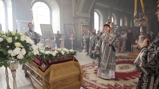 Слово Архипастыря: О смерти Бога смотреть онлайн