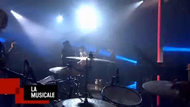GRACE JONES, IGGY POP Nightclubbing 270409 смотреть онлайн