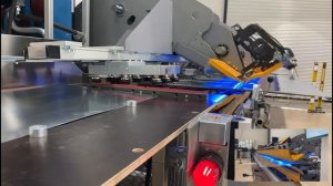 TD150 6.4 Thalmann Double Folder - Forming 10' Tapered Gutters