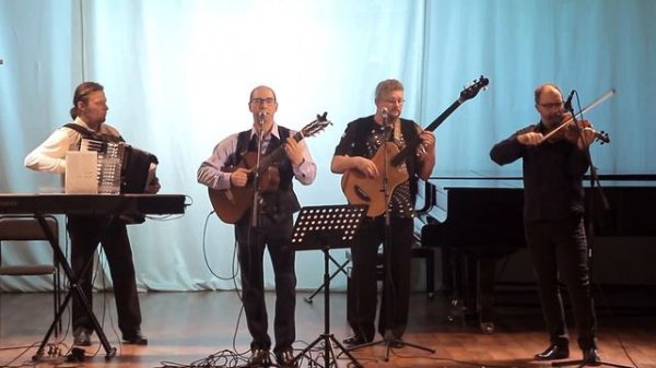 "Надежды маленький оркестр"