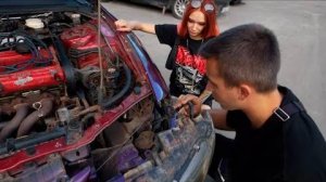 ПОЧЕМУ ОНА ВСЁ ВРЕМЯ ОРЁТ？! Странный ремонт...