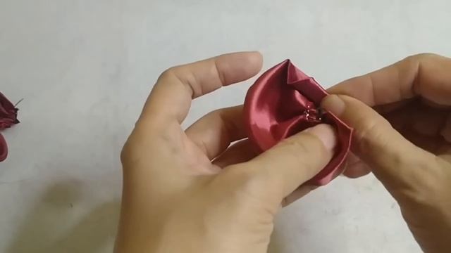 How to make rosebud satin ribbon | DIY смотреть онлайн