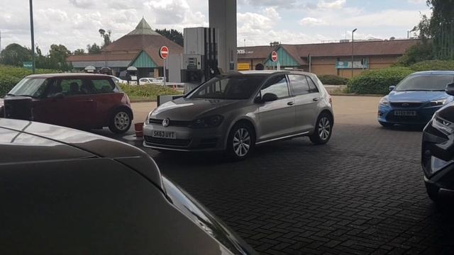 Цены на бензин в Англии. Сколько мы тратим денег на бензин на одну неделю в Великобритании? смотреть онлайн