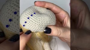 Как пришить трессы кукле.