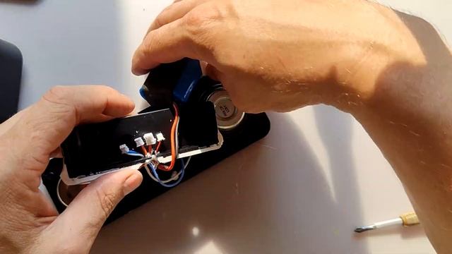 Разборка колонки Tronsmart Element T2 plus / Disassembly of the Tronsmart Element T2 Plus speaker смотреть онлайн