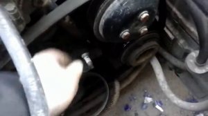 Замена амортизатора ролика ремня грм  Мерседес W124 м111