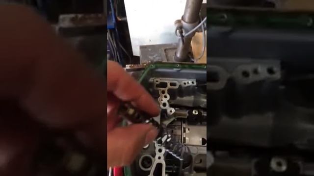 E46 ZF 5hp-19 transmission oil pump removal. смотреть онлайн