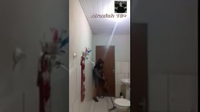 Парень с котом против крысы. смотреть онлайн