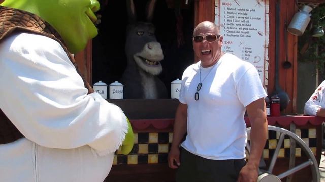 Shreck /Donkey Hanging out with us ! смотреть онлайн