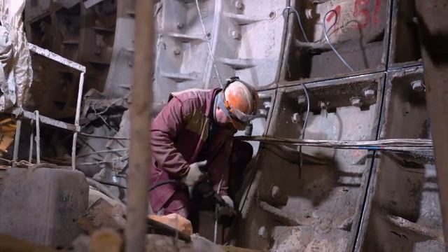 Метрострой на большой глубине. «Рижская» Большой Кольцевой линии смотреть онлайн