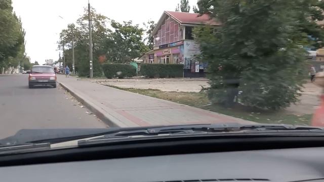 С Днем знаний Мелитополь! Дети пошли в школу смотреть онлайн