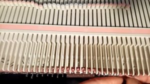 Как распустить ,поднять и провязать петли на машине Сильвер ЛК -150