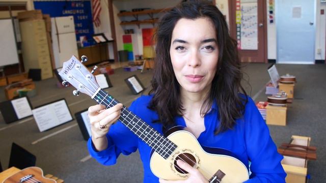 E Chord for Lefties ~ Ukulele School смотреть онлайн