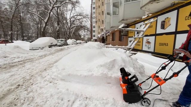 Электрический снегоуборщик Carver STE 2346 смотреть онлайн