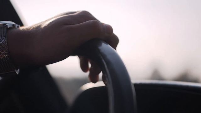 Old but Gold - The Mercedes Benz 200D смотреть онлайн