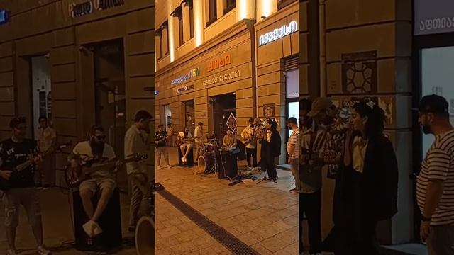 Живая музыка, Тбилиси, Грузия 6 июля 2022 г смотреть онлайн