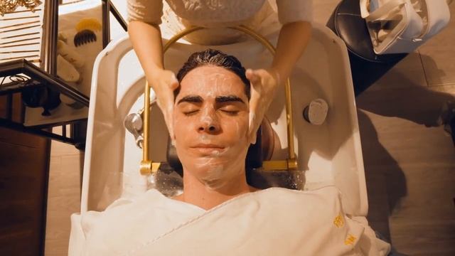 ASMR_HO_PROVATO_IL_MASSAGGIO_INFLUENCER_CINESE_CON_L'ACQUA!